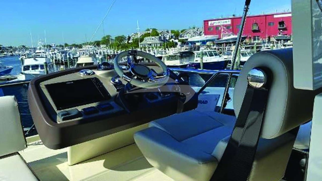 Flybridge Helm Station