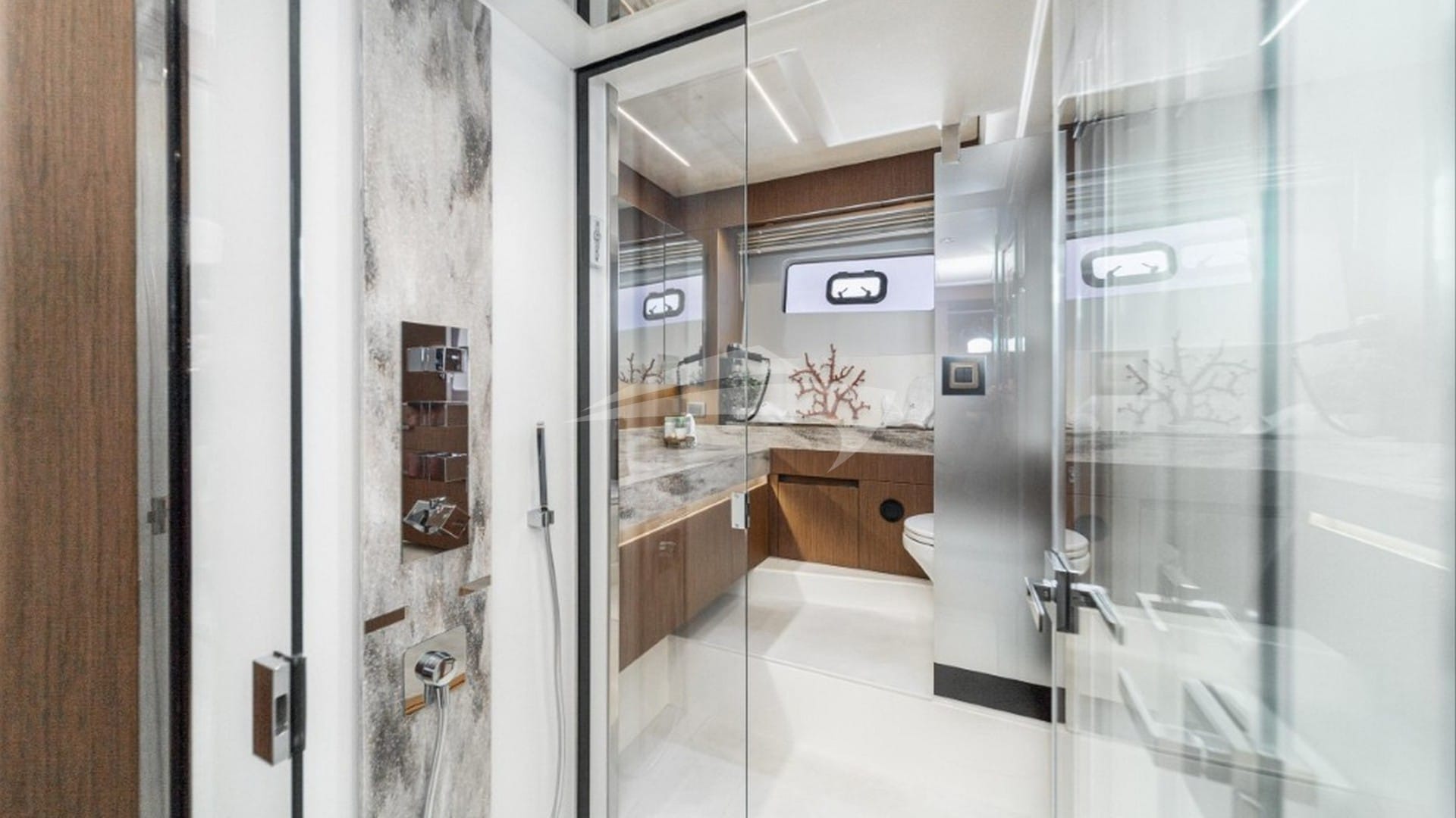 Guest Bathroom 2