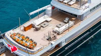 Upper deck aft