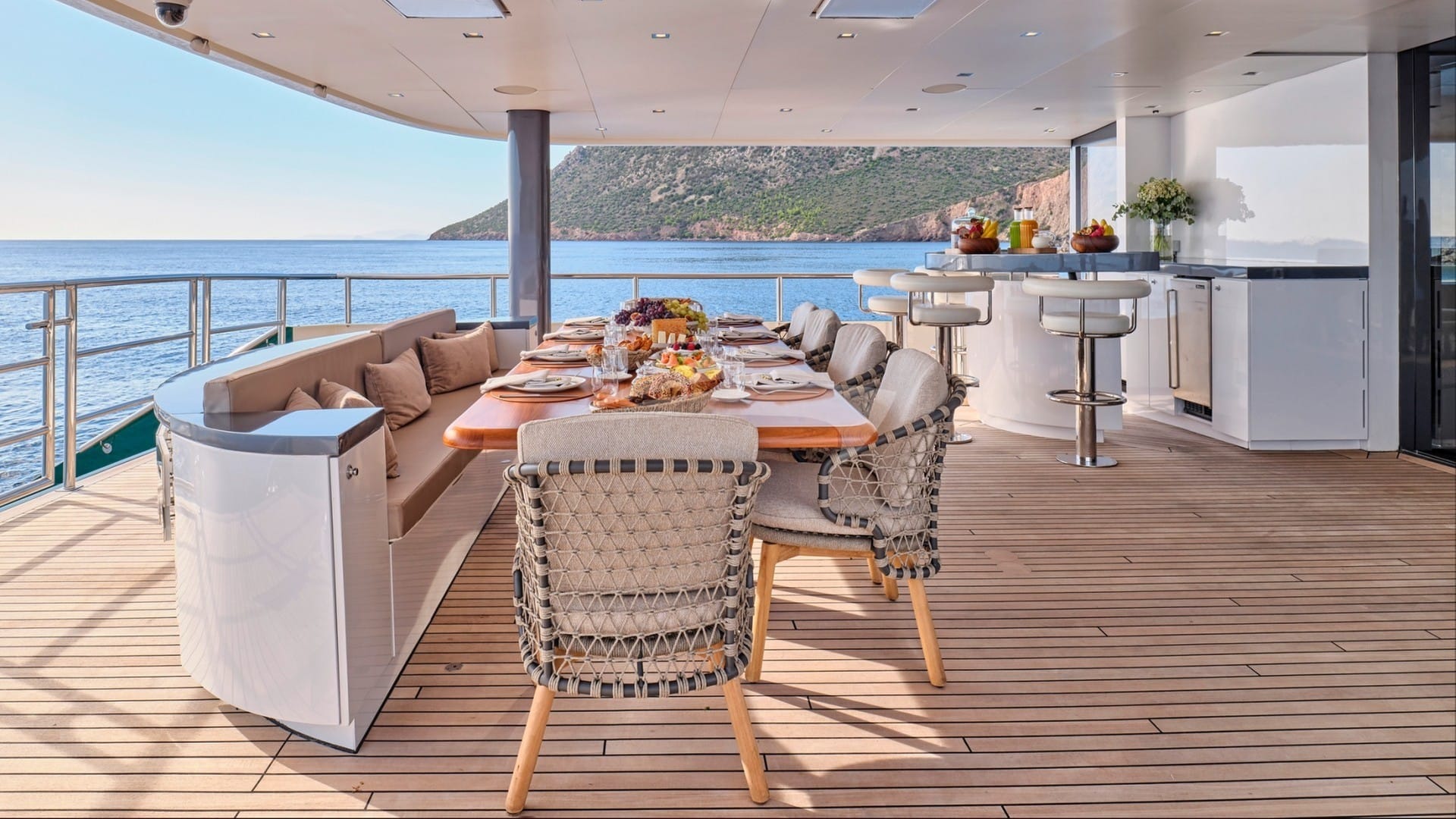 Aft Deck Dining