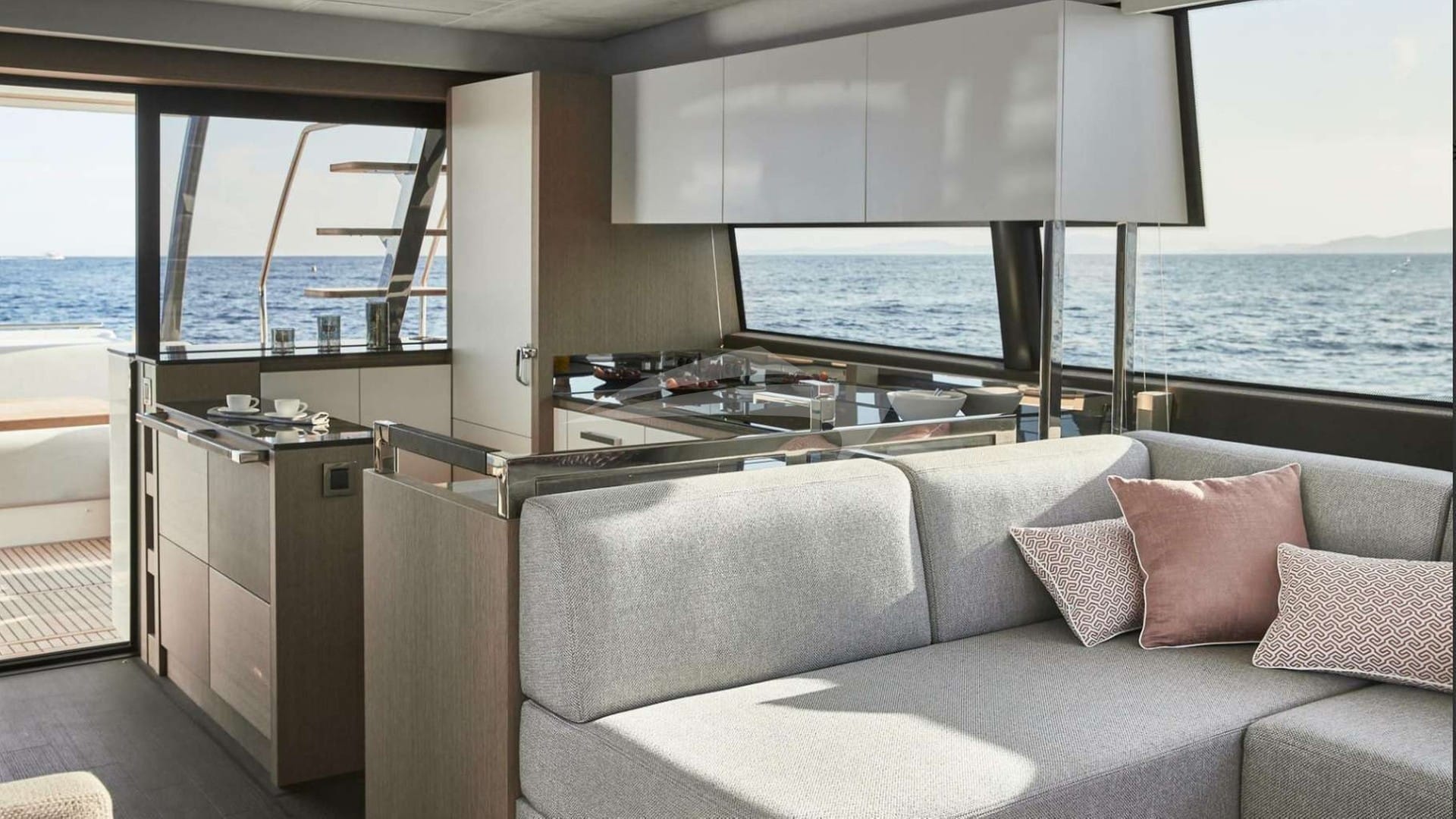 Bazinga Prestige 690 Galley