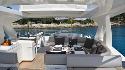 Top Deck