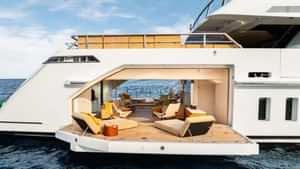 Beach club
