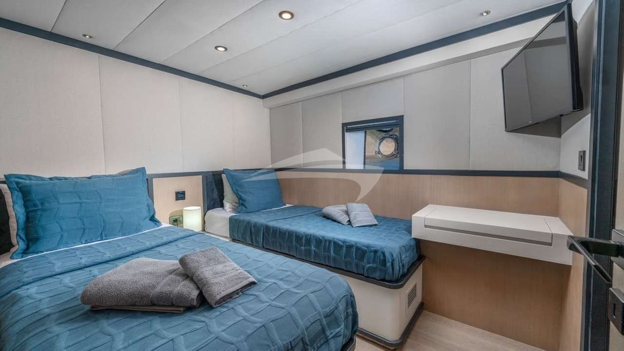 CALM DOWN, photo from the yacht portfolio 8