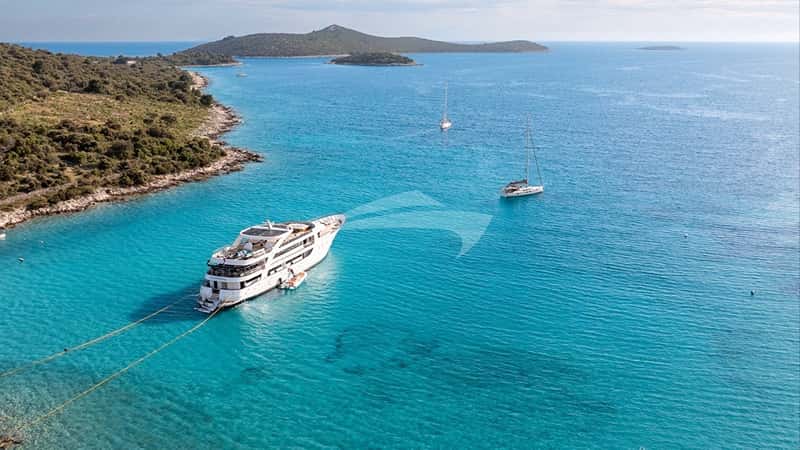 KARIZMA 48m motor yacht charter, photo 3