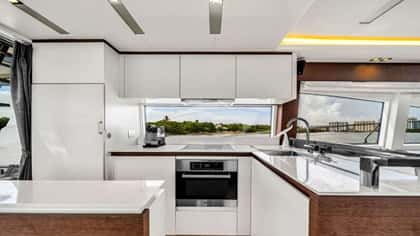 OCEANA 23m motor yacht charter, photo 8