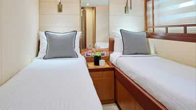 Twin Cabin