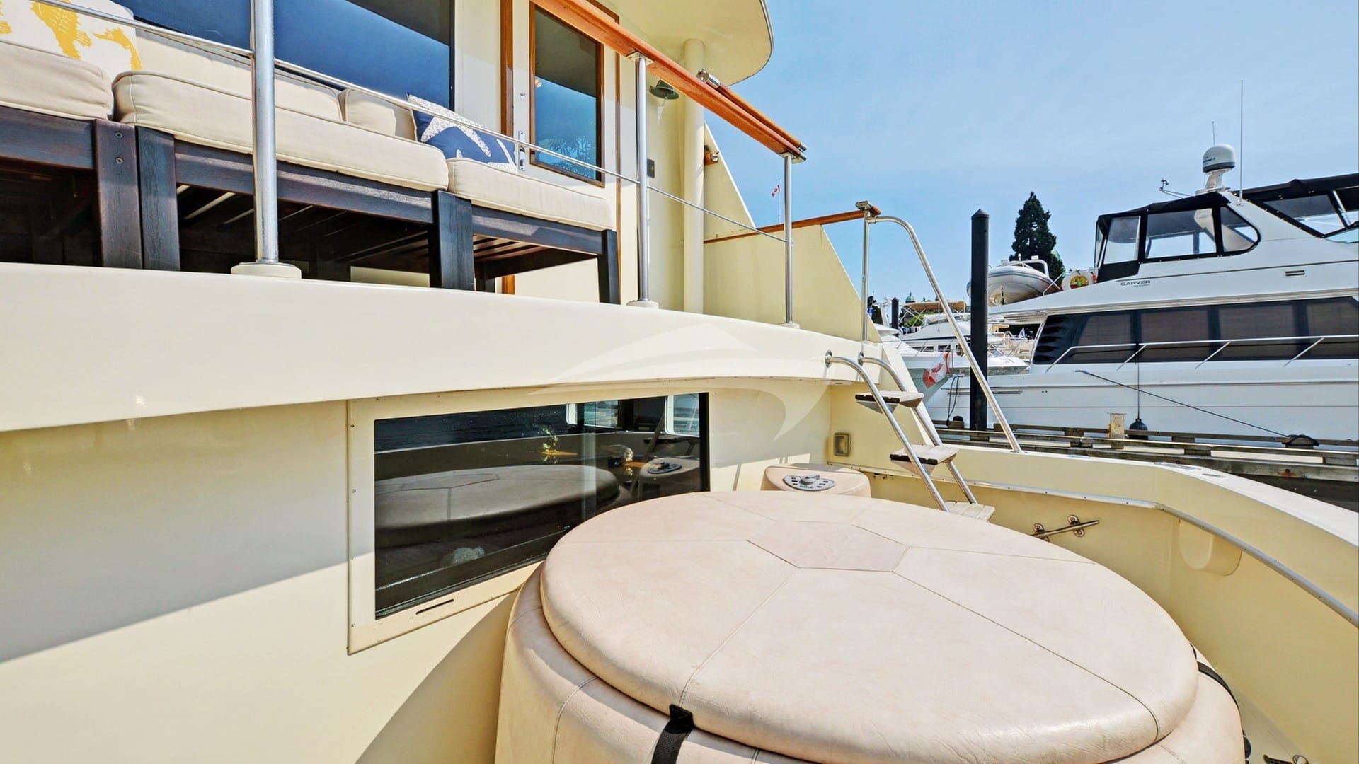 Aft Deck Jacuzzi