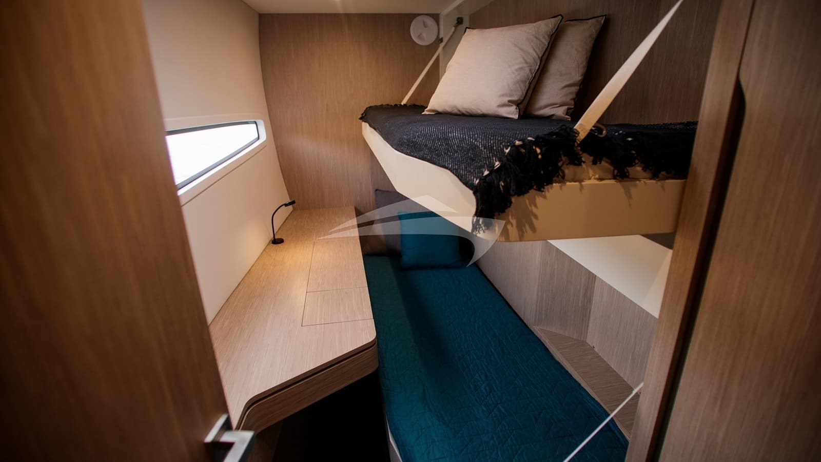 IZENAH 5, photo from the yacht portfolio 20