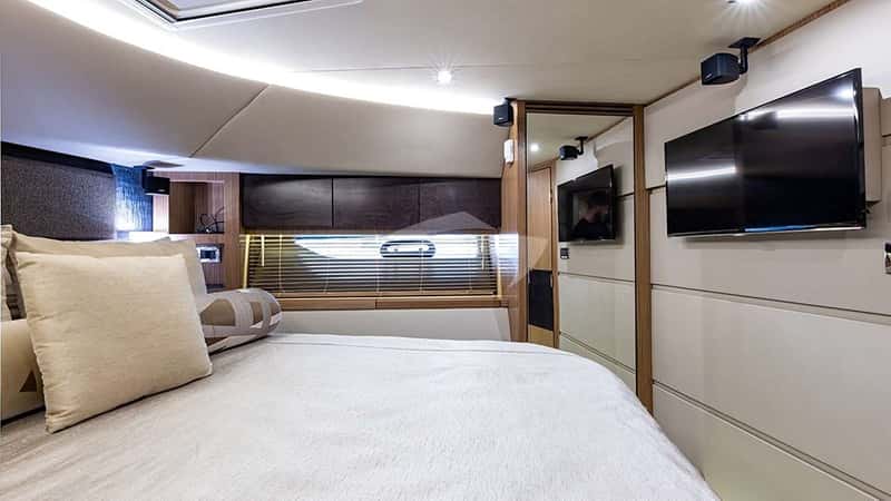 DREAMTIME 20m motor yacht charter, photo 8