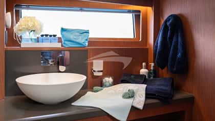 SERENA 19m sailing yacht charter, photo 12