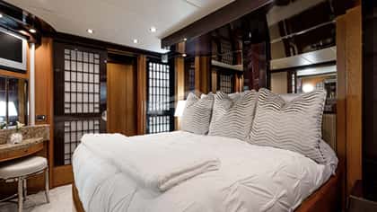 HAPPINESS II 24m motor yacht charter, photo 6