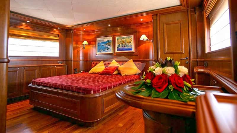 KLOBUK 31m motor yacht charter, photo 3