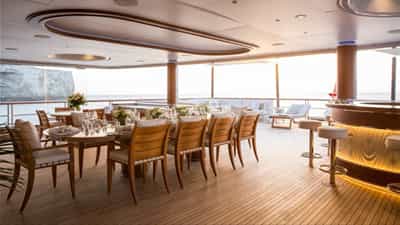 Deck Dining