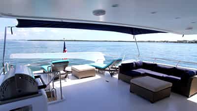 Upper Deck