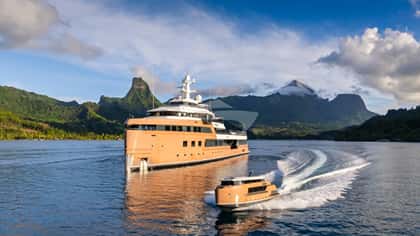 LA DATCHA 77m motor yacht charter, photo 12