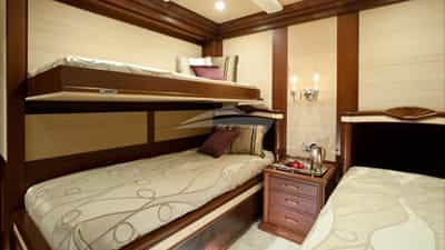 Twin Cabin with Pullman
