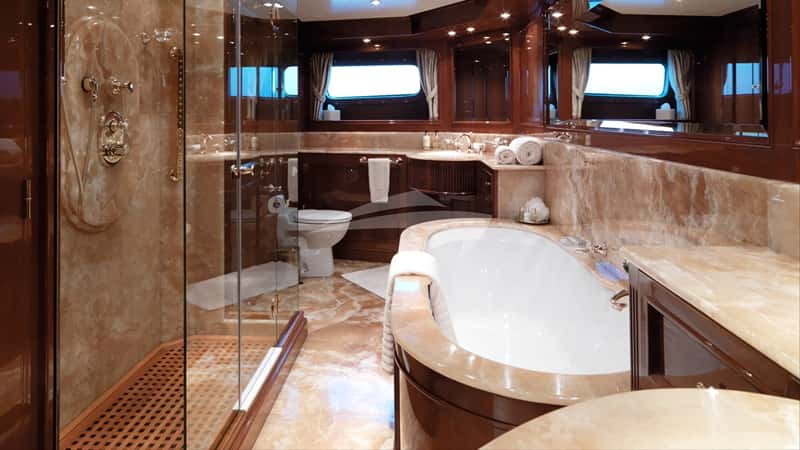 ENCHANTRESS 35m motor yacht charter, photo 7