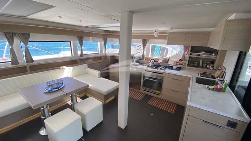 THE MOON 17m sailing yacht charter, photo 3