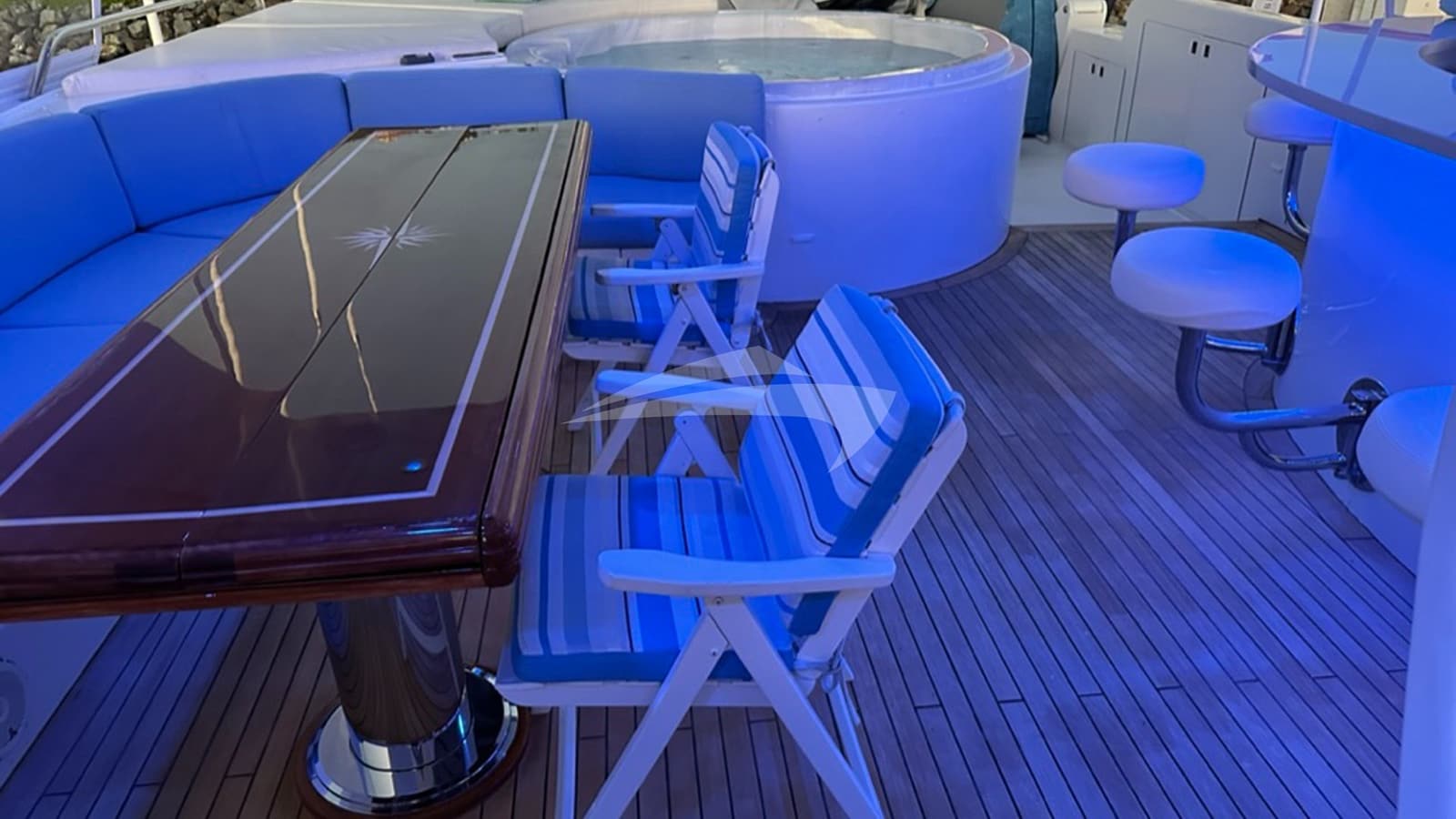 ISLAND GIRL, photo from the yacht portfolio 14