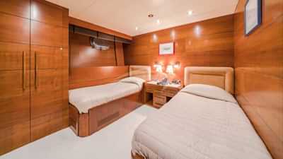 Twin Cabin