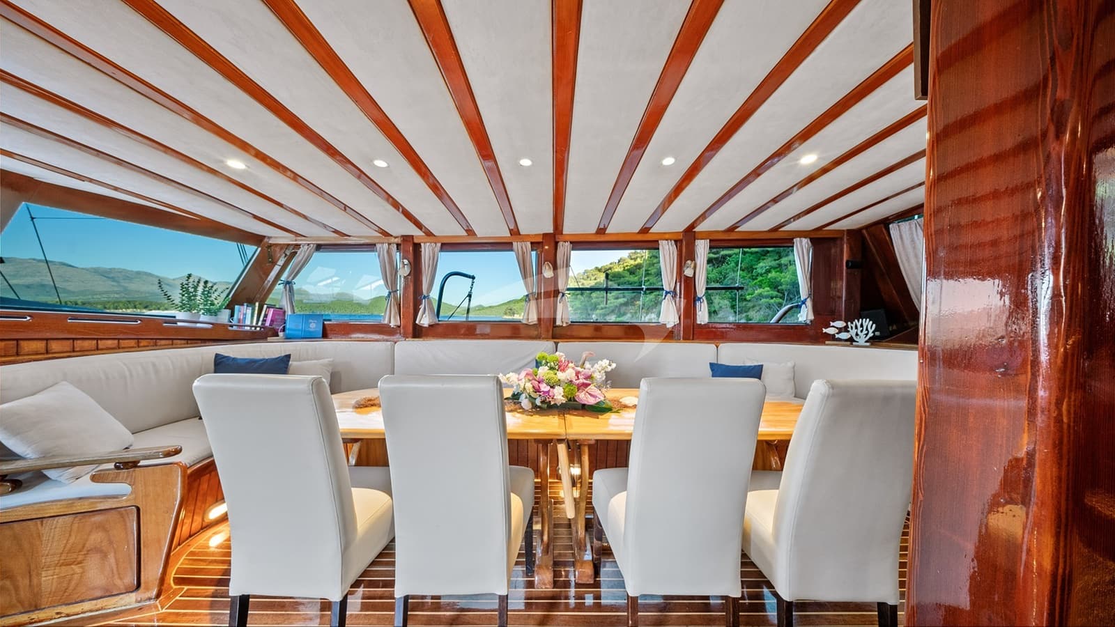 ELEGANZA, photo from the yacht portfolio 19