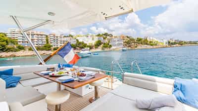 Deck Dining