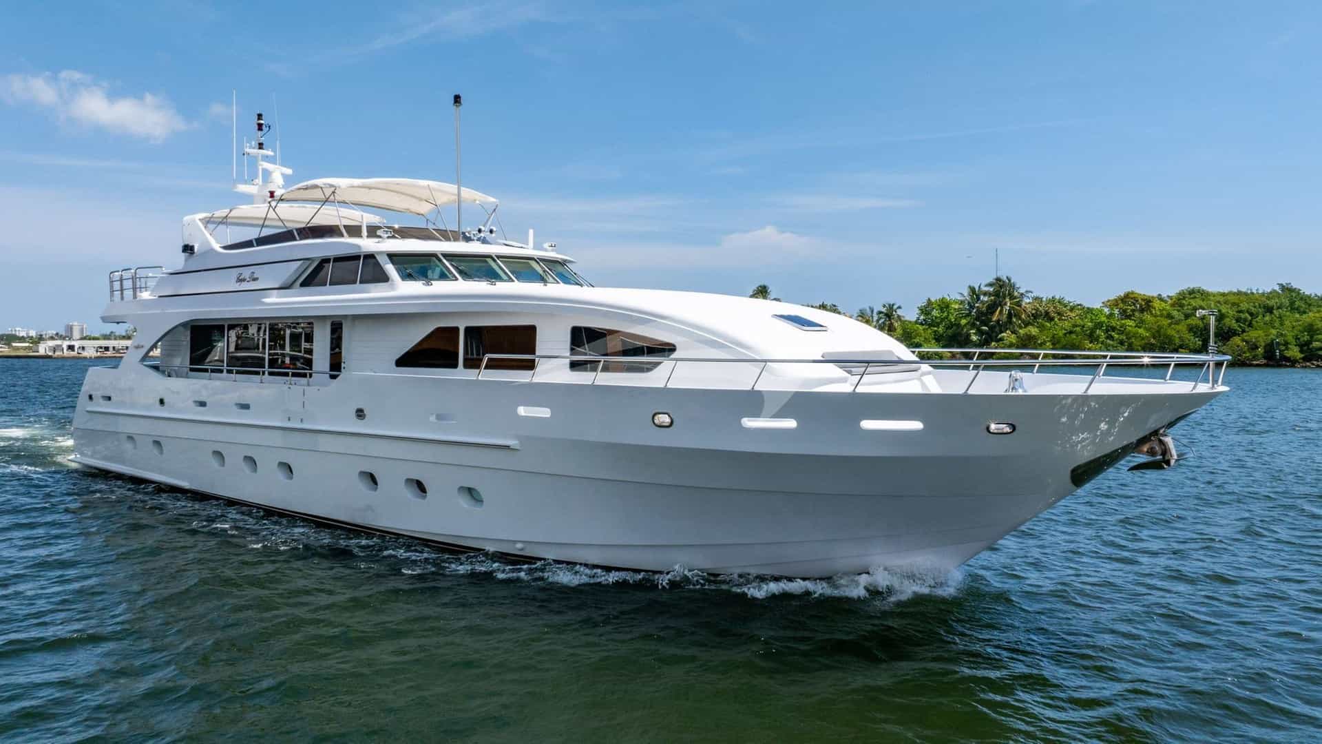 CARPE DIEM yacht charter
