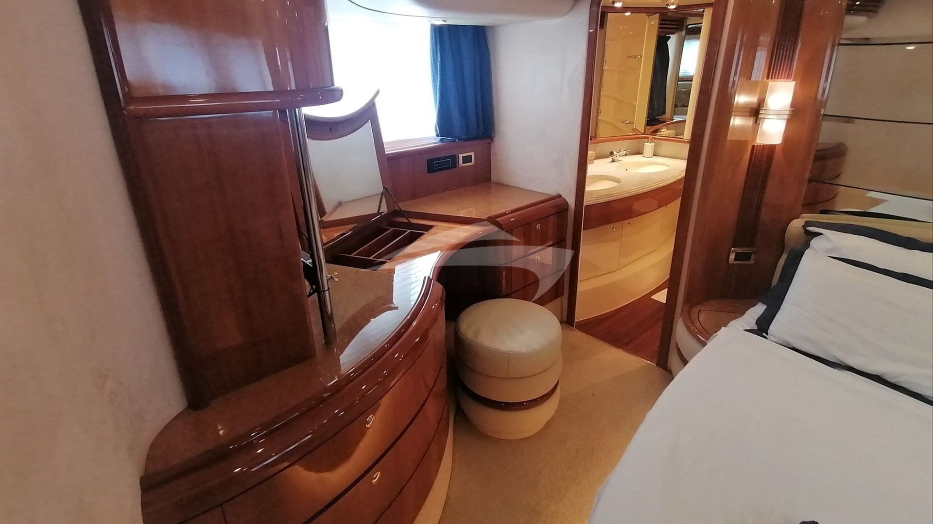 Master Cabin