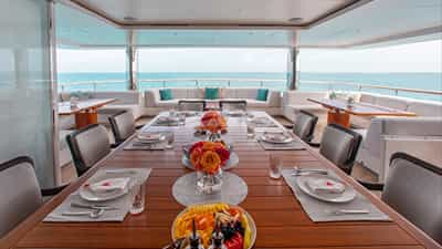 BRIDGE AFT / AL FRESCO DINING