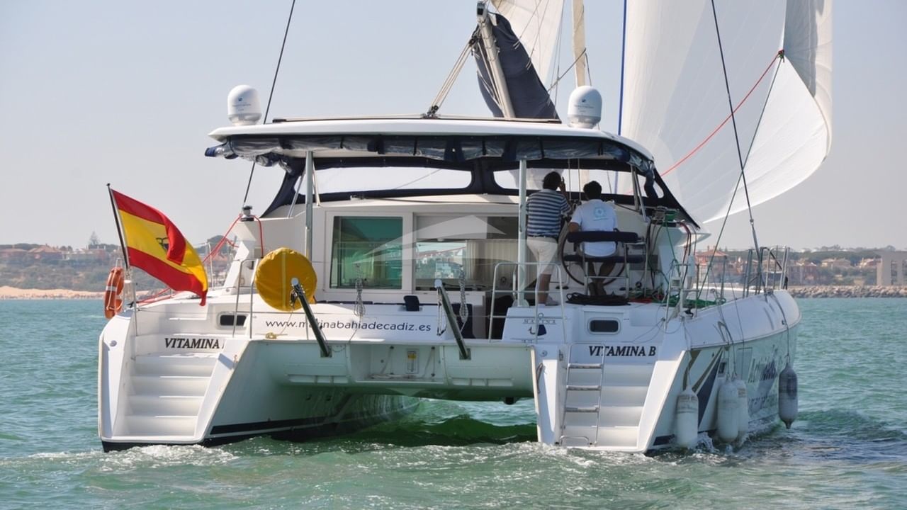 Stern view of Vitamin