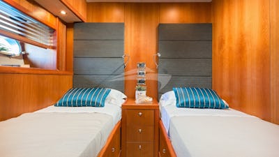 Starboard Twin cabin