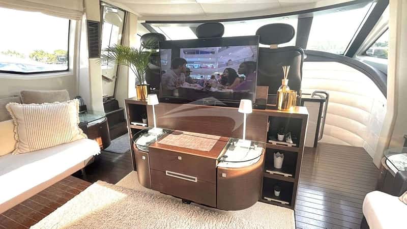 LEONARDO 26m motor yacht charter, photo 4