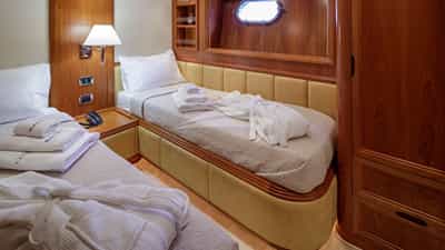 Twin Cabin