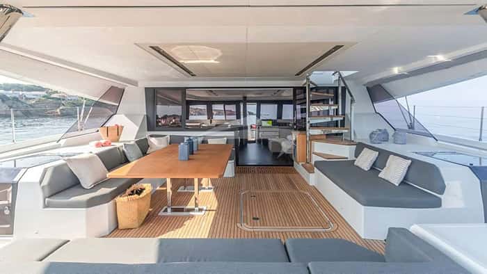 SAMANA 59 LA PERLE 18m sailing yacht charter, photo 4