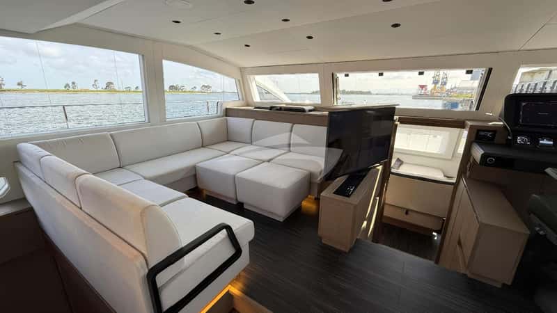 XQUISITE HYBRID 18m motor yacht charter, photo 5