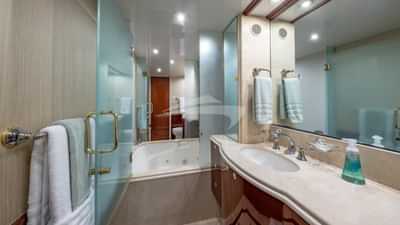 Master ensuite