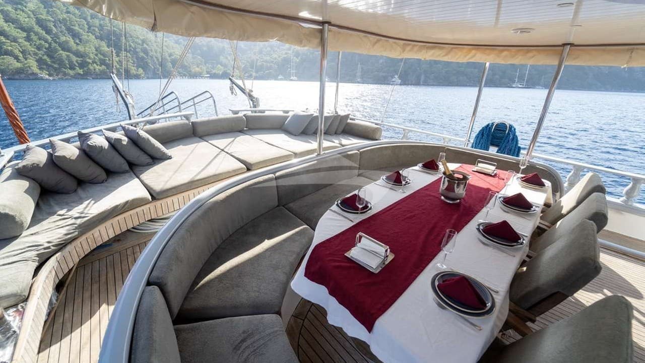 QUEEN LILA, photo from the yacht portfolio 9