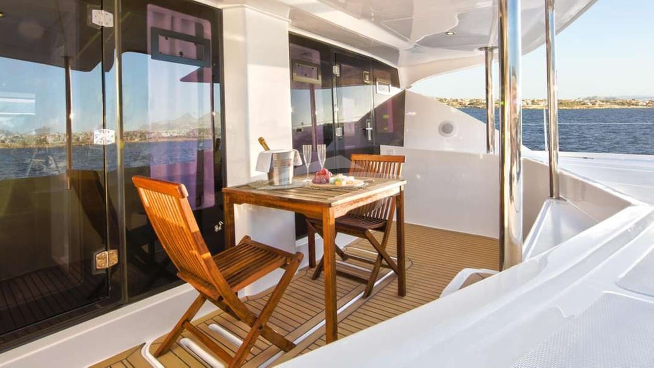 Promiscuous Front Cockpit