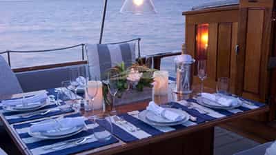 Eros Cockpit Dinner table
