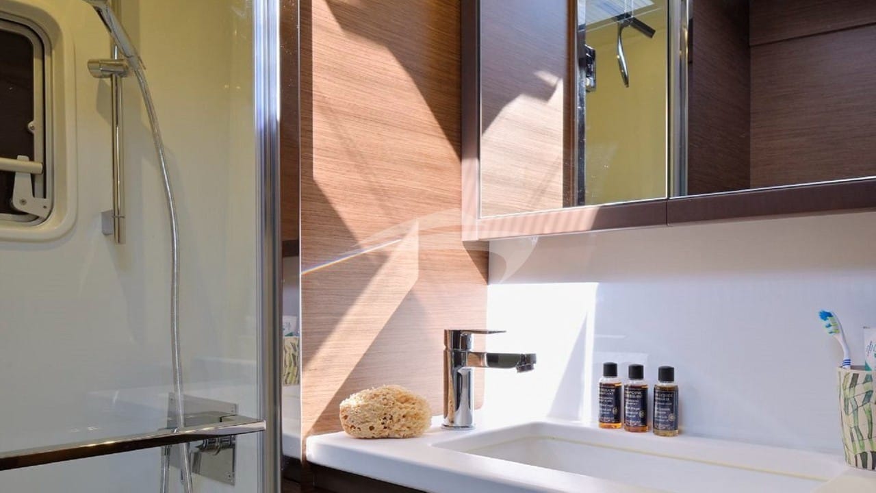 VIGILANT2 guests bathroom - stef-bravin