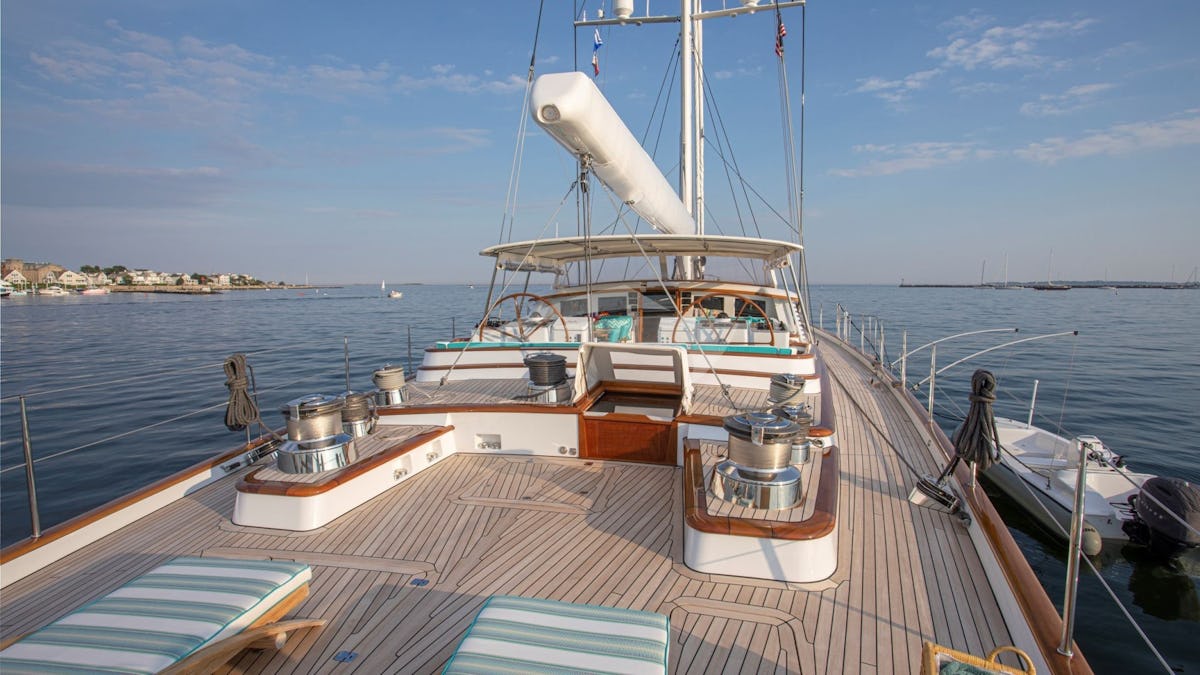 Aft deck steamers