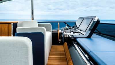 Deck Helm Station