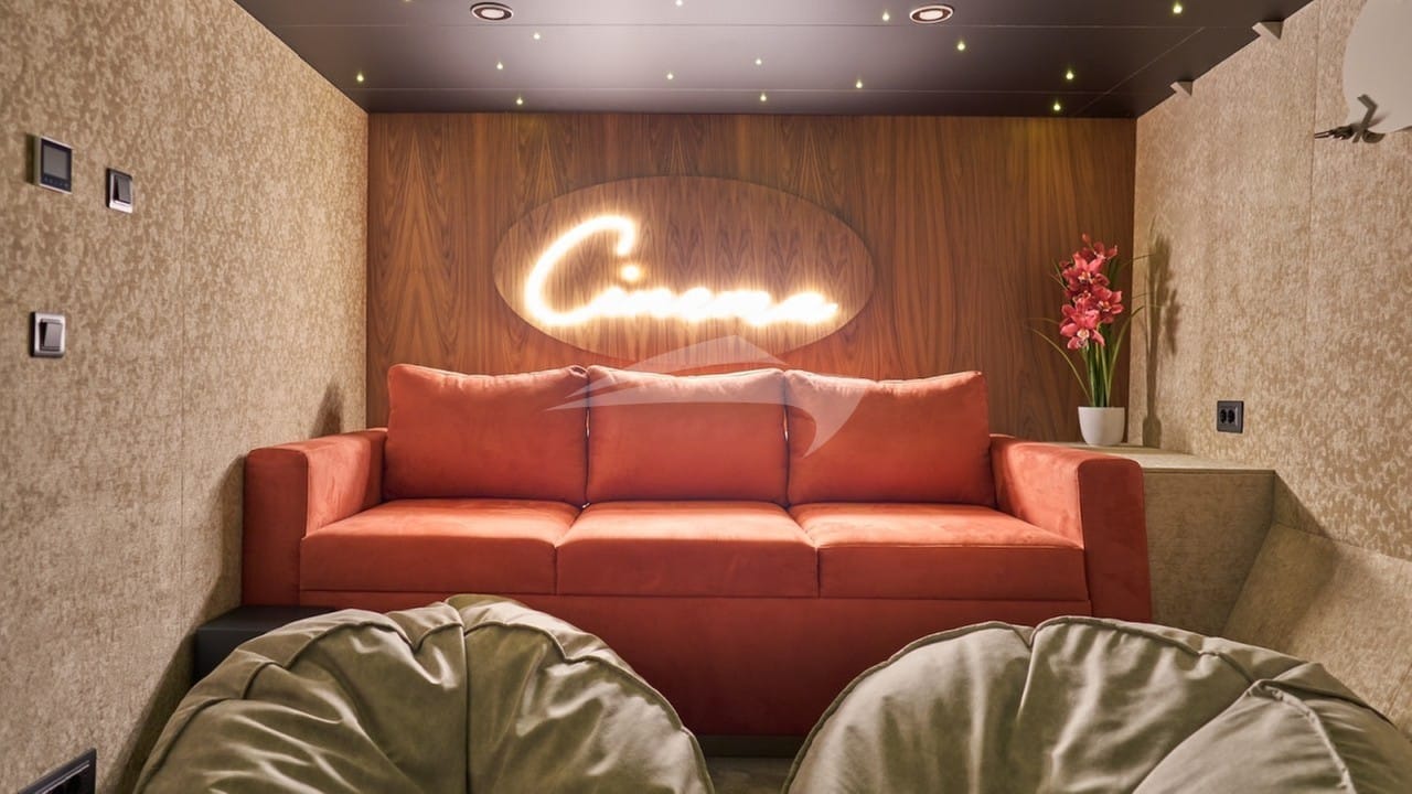 Indoor cinema