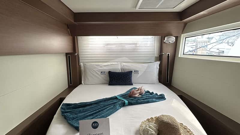 DREAMERS 15m sailing yacht charter, photo 5