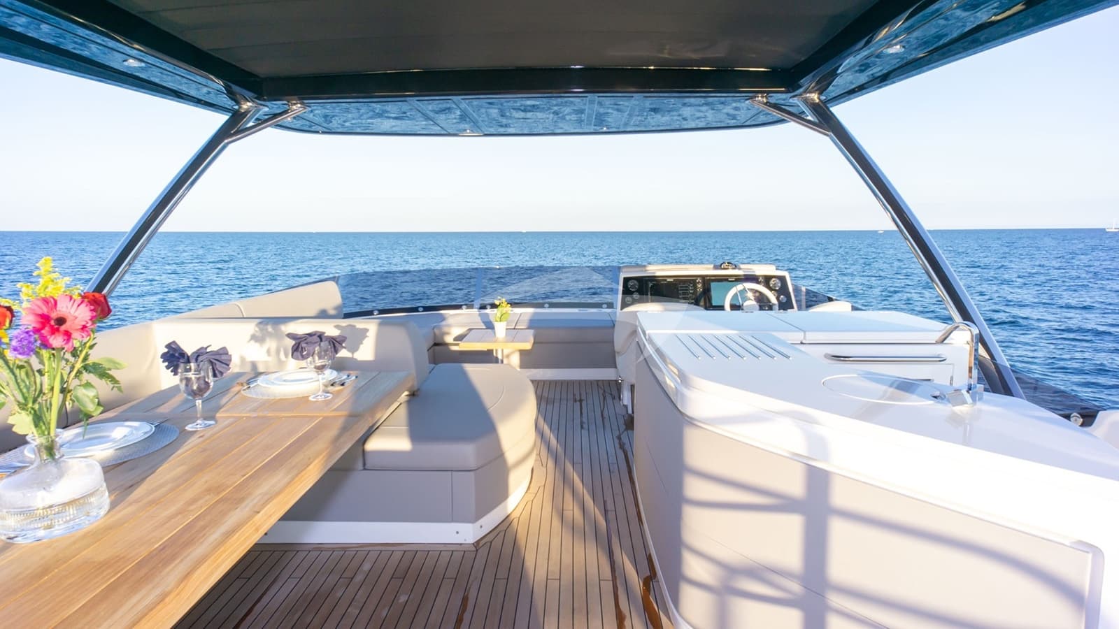 MILAMO, photo from the yacht portfolio 17