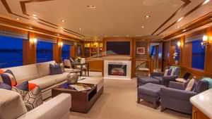Skylounge looking forward