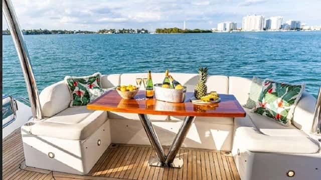 ASHA yacht charter photo 3