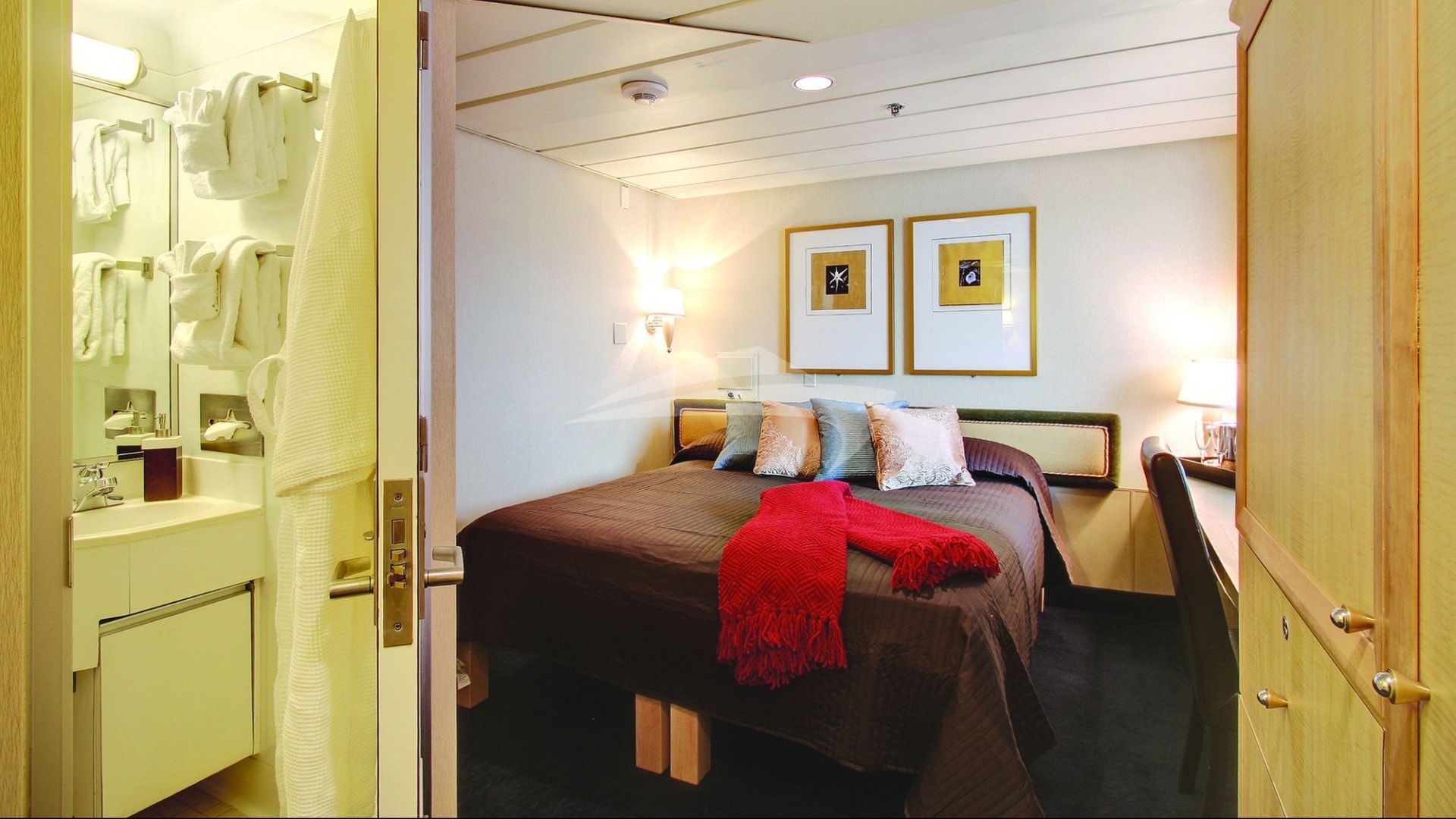 Guest Cabin