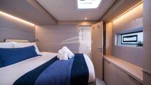 10_Stbd_Forward_Cabin